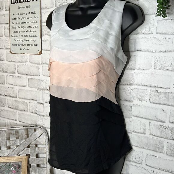 Style & Co Ruffled Tiered Tank Top Shirt Size Medium - Picture 3 of 5